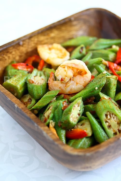 Sambal okra in a bowl.